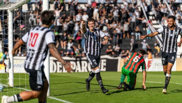 ⚽ GOLEADA HISTÓRICA: Barcelona Massacra Newcastle por 7 a 2 na Champions League e se Classifica