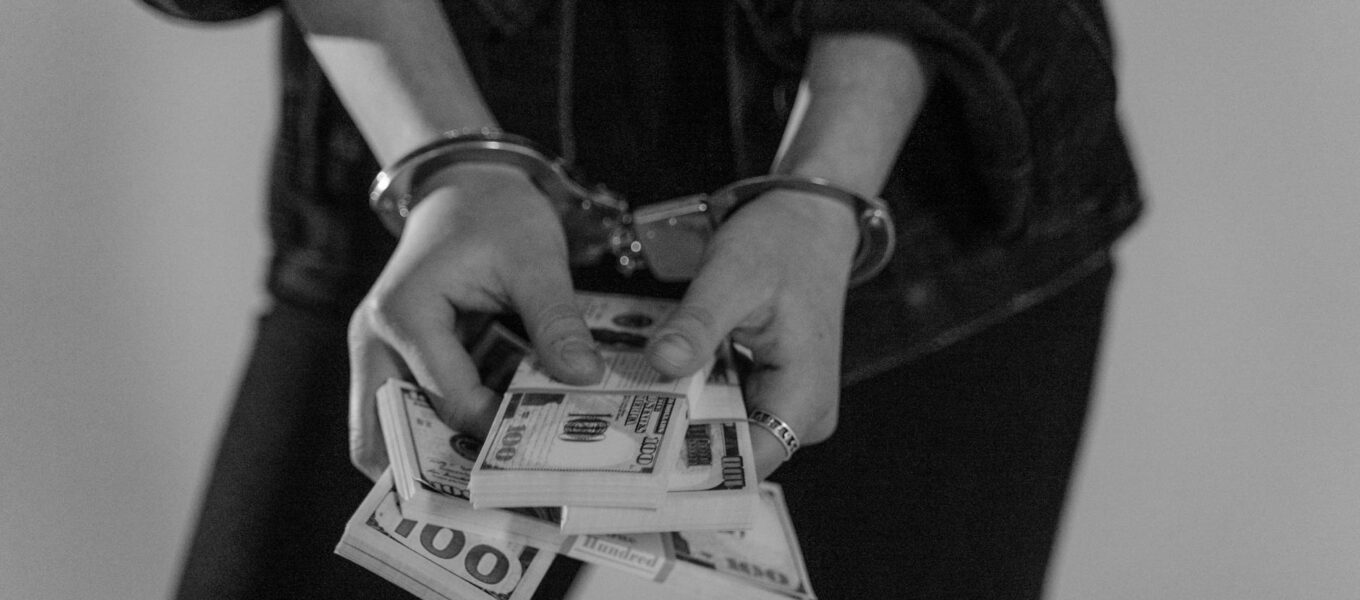 🚔 DOLEIRO DA LAVA JATO PRESO: Operação Narco Azimut Mira Raphael Flores Rodriguez — PF Bloqueia R$ 934 Milhões em Bens