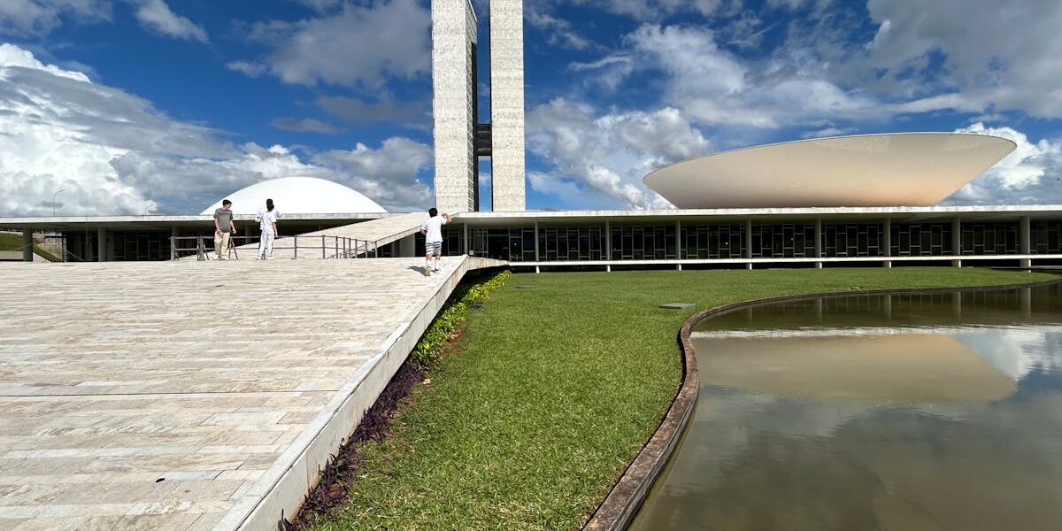 CASTRO PODE CAIR: TSE avança na cassação do governador do RJ — Crivella e ex-capitão do BOPE surgem como alternativas da direita para o Senado