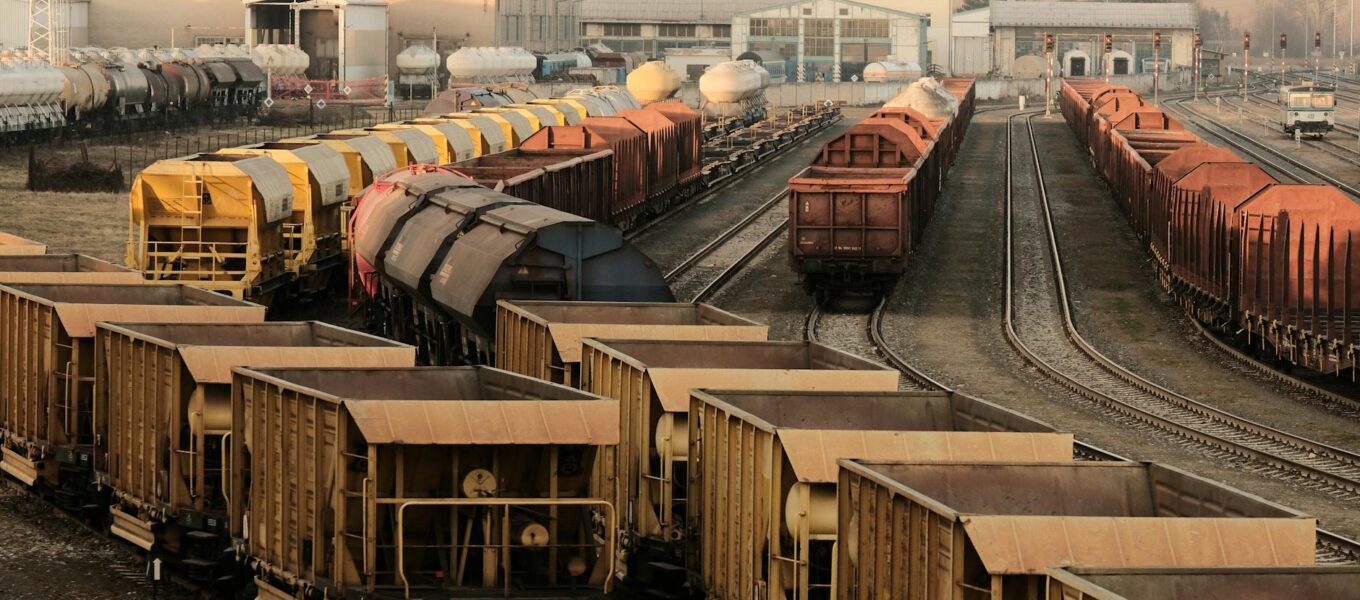 🚂 TRANSNORDESTINA: QUASE 20 ANOS DE PROMESSA, R$ 15 BILHÕES GASTOS E OBRA AINDA NÃO ACABOU — Lula admite que andou ‘muito pouco’