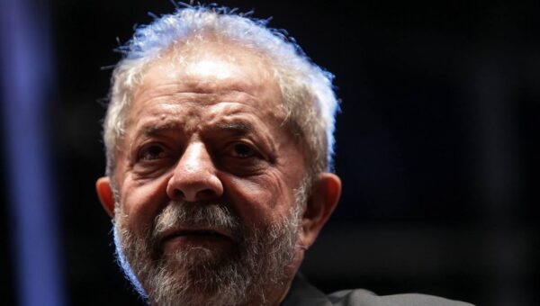 🚨 PF INVESTIGA LULINHO NO INSS: Filho do Presidente É Citado em Esquema — Mensagem Fala em “Filho do Rapaz”