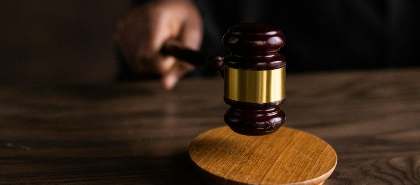Operação policial desmantela quadrilha de tráfico no RJ; 42 presos