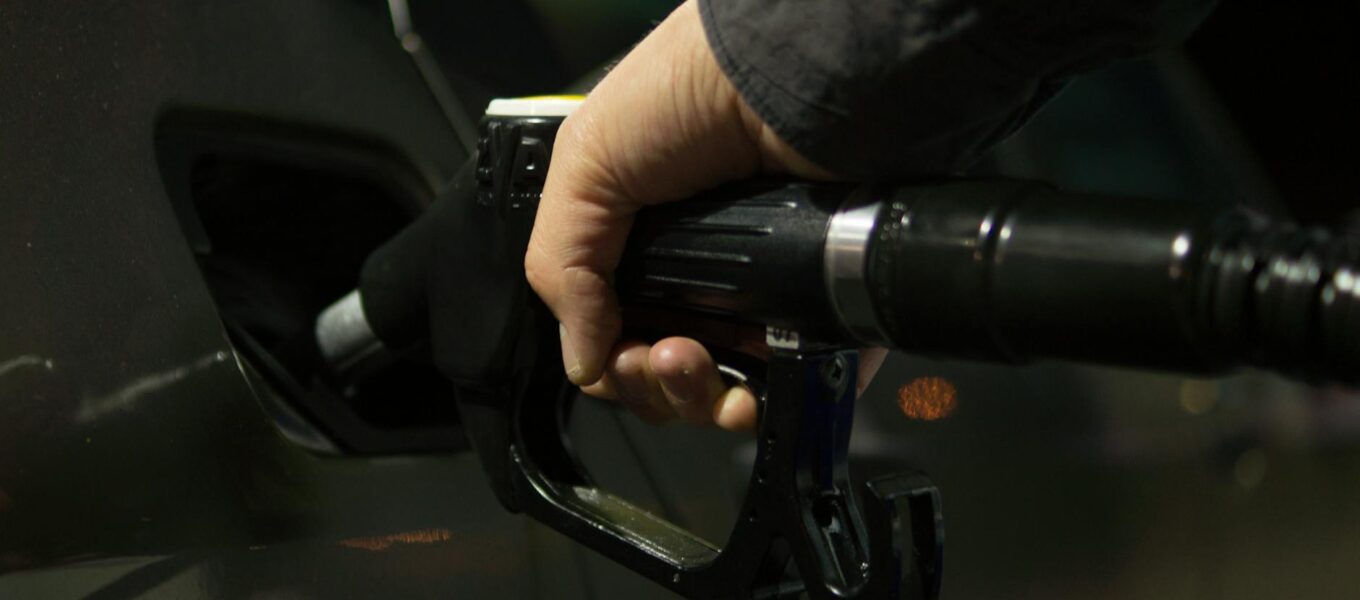 LULA ZERA PIS E COFINS DO DIESEL: Governo anuncia subsidio de R$ 0,64 por litro e pede que governadores reduzam ICMS