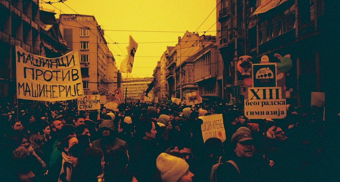 LULA VAIADO EM PORTUGAL: Direita portuguesa protesta contra petista na posse do novo presidente socialista