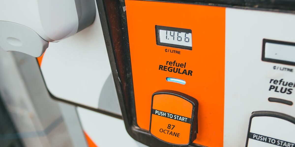 ⛽ LULA QUER CADEIA PARA POSTO DE GASOLINA: Governo Envia ao Congresso PL que Prevê até 5 Anos de Prisão por Alta Abusiva de Combustível