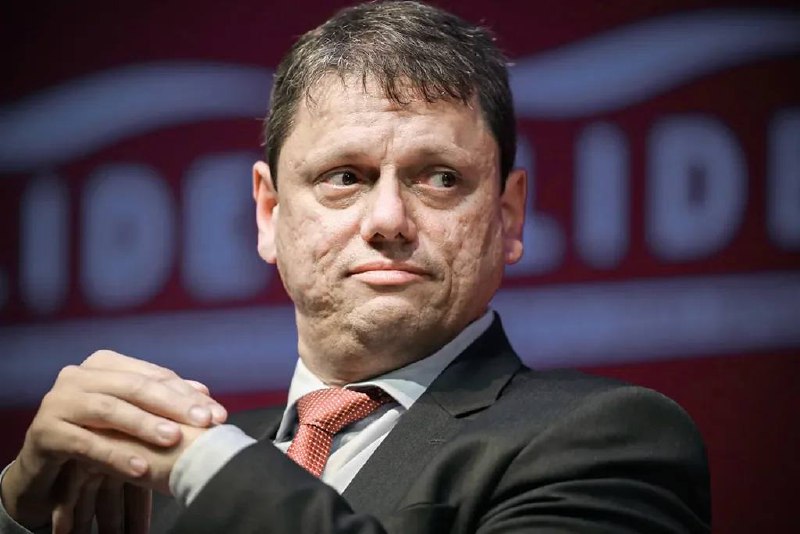 Tarcísio Valoriza a Segurança: SP Garante Reajuste Salarial para as Polícias