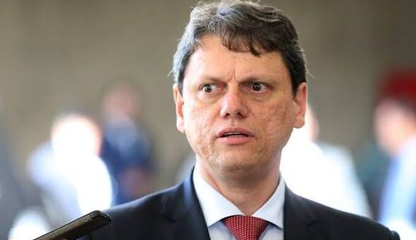 🚨 FILHA DE 7 ANOS DA PM GISELE AGUARDA PENSÃO — Assassino Aposentado com R$ 21 Mil Por Mês e Tarcísio Diz: “Deve Apodrecer na Cadeia”