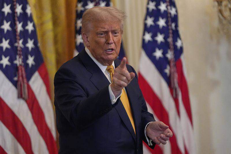 TRUMP DESAFIA OTAN: O Mundo Precisa de Coragem Contra a Agressão